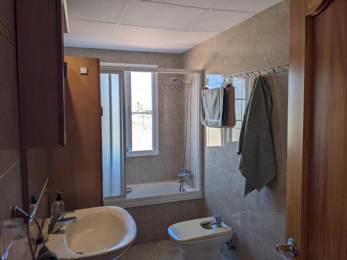 Aticotoyoalmeria Retamar  Luaran gambar